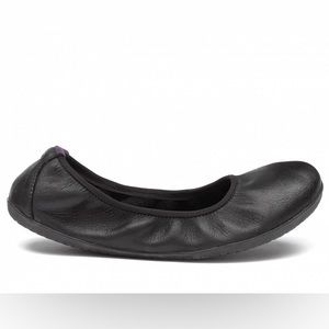 EU Size 38 WOMEN'S VIVOBAREFOOT JING JING - BLACK